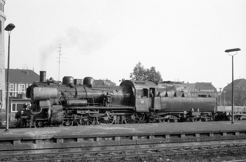 38 2220, rangiert Bauzug; Bf Münster Hbf