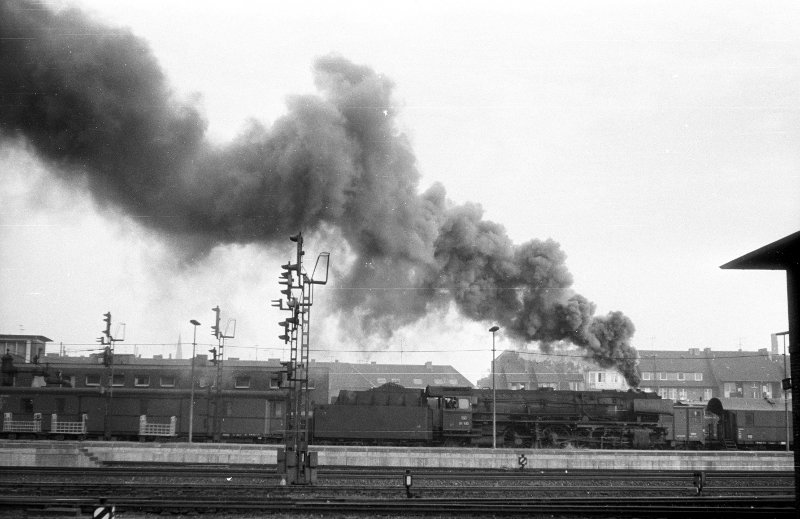 01 193, vor E 566; Bf Münster Hbf