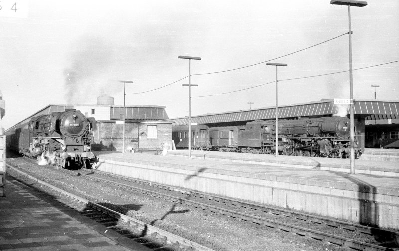 01 199, vor E 566; Bf Münster Hbf