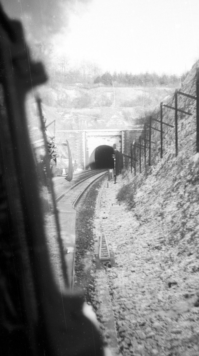 von 41 217; Einfahrt Lengericher Tunnel