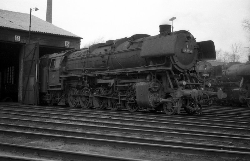 44 1558; Bw Schwerte