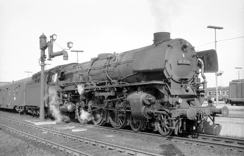 01 1059, vor D 96; Bf Münster Hbf