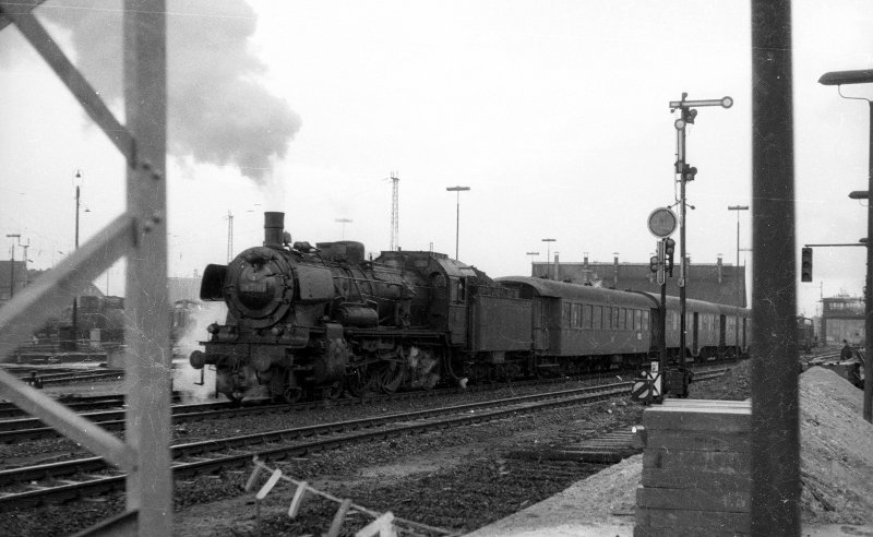 38 2703, vor Zug; Bf Münster Hbf