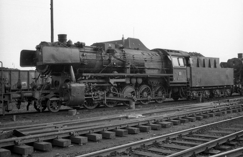 50 2516, mit 52er-Kessel; Bw Hamm G