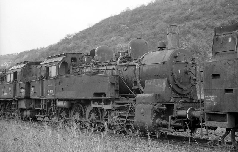 94 1271; Bf Karthaus b. Trier