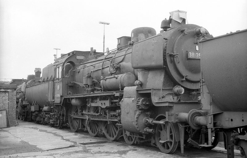 38 3558; Bw Düren