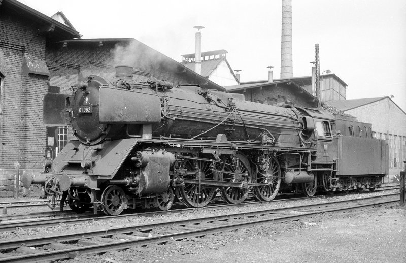 01 062; Bw Saarbrücken Hbf