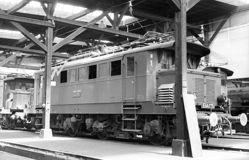 E 44 176; Bw Haltingen