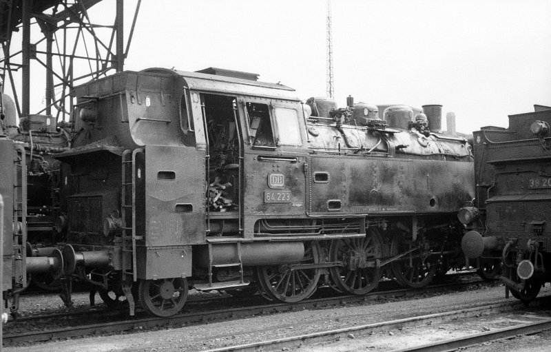 64 223; Bw Tübingen