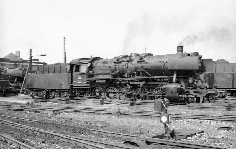 50 682; Bw Karlsruhe