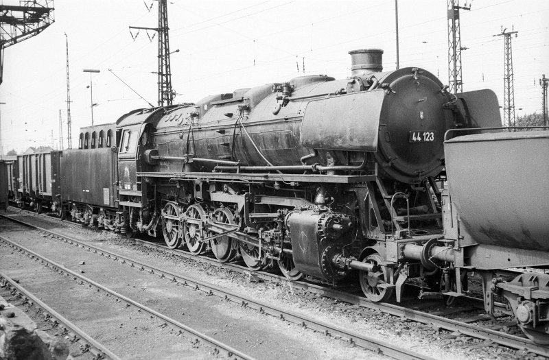 44 123; Bw Mannheim