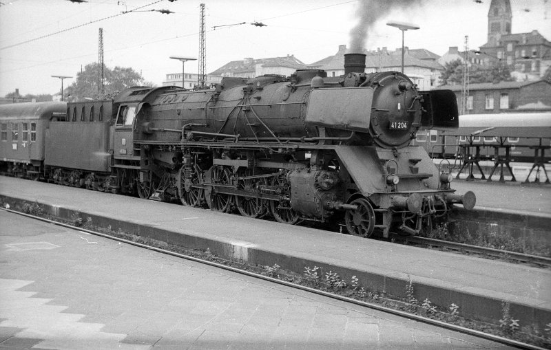 41 204; Bf Kassel Hbf