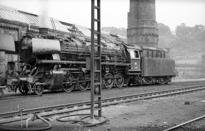 44 1121; Bf Kassel Hbf