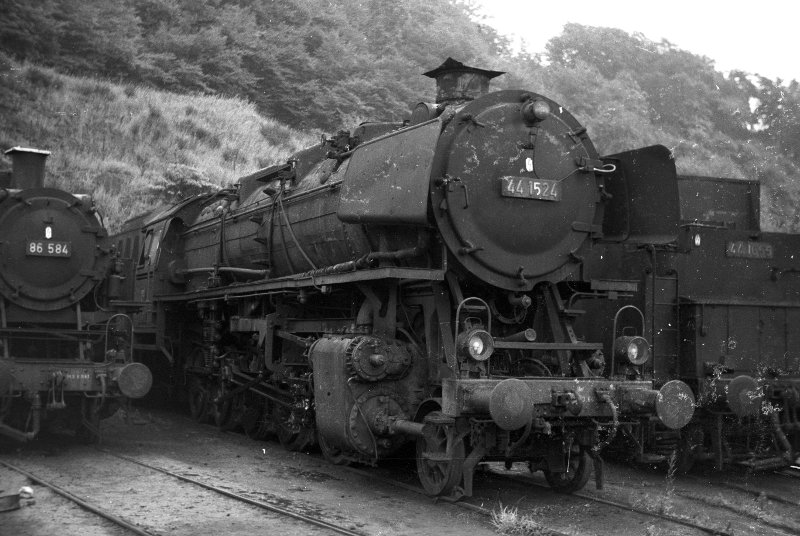 44 1524; Bw Dillenburg