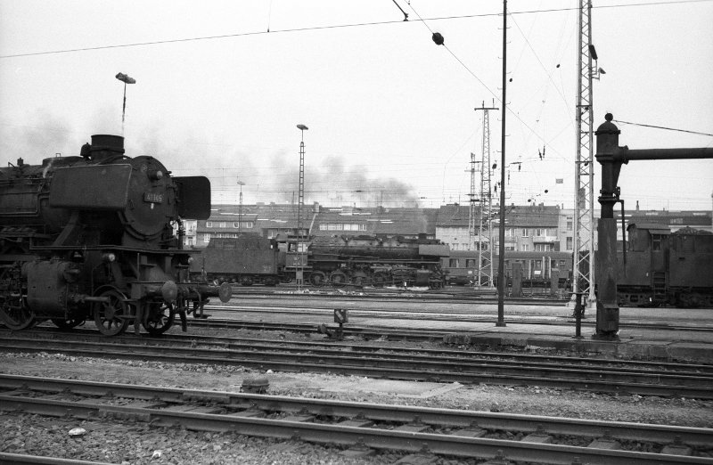 41 145 (links) und 44 471 (hinten); Bw/Bf Münster