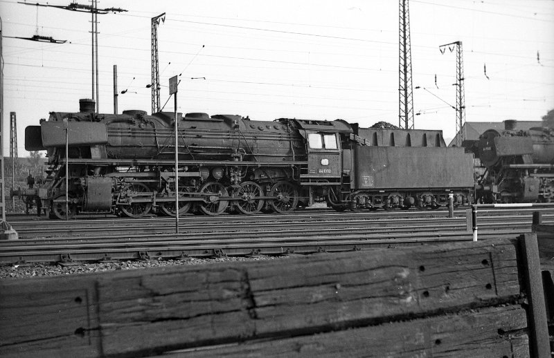 44 1332; Bw Wuppertal Vohwinkel