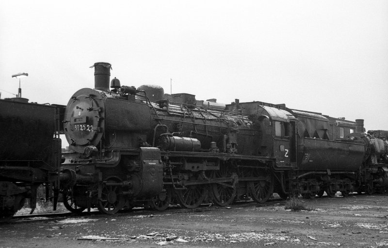 38 2522; Bw Neumünster