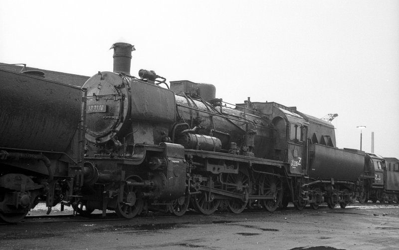 38 3318; Bw Neumünster