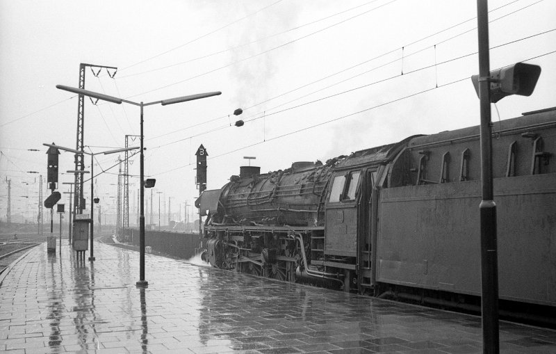 01 1055, Anfahrt; Bf Hamburg Harburg