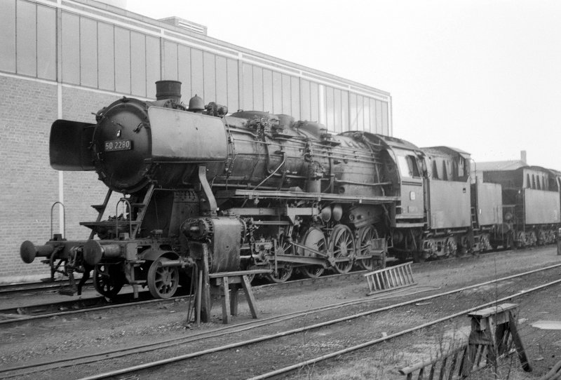 50 2280; AW Bremen