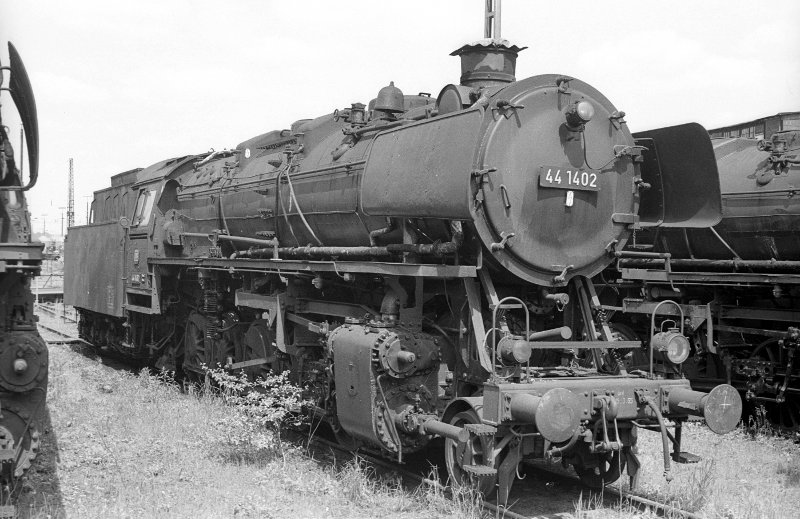 44 1402, abgestellt im Bw Fulda