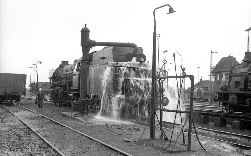 41 026, beim Wassernehmen; Bw Hamburg-Eidelstedt