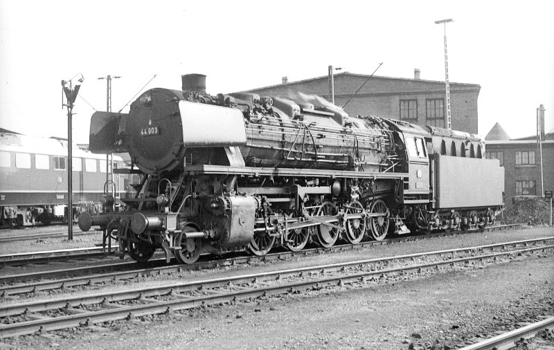 44 903; Bw Lehrte