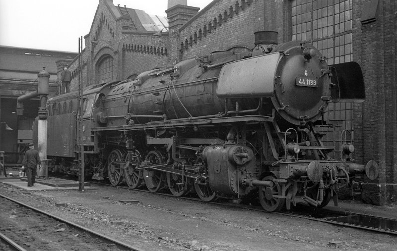 44 1133; Bw Kassel