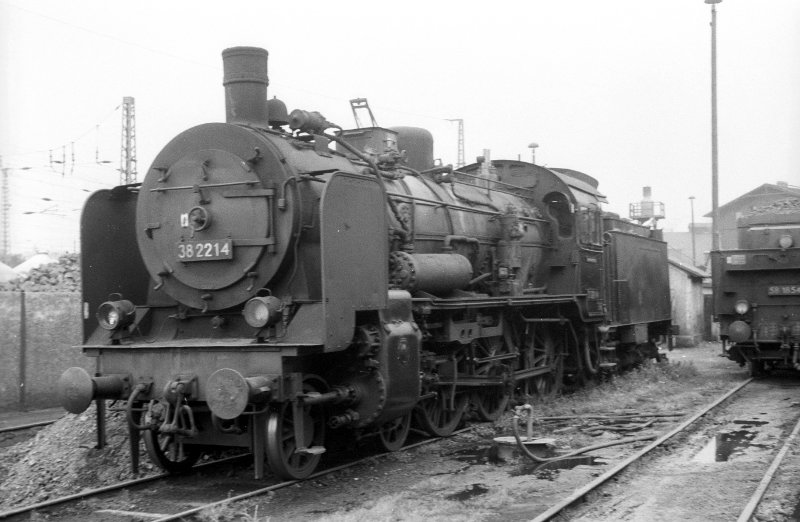 38 2214; Bw Naumburg Saale