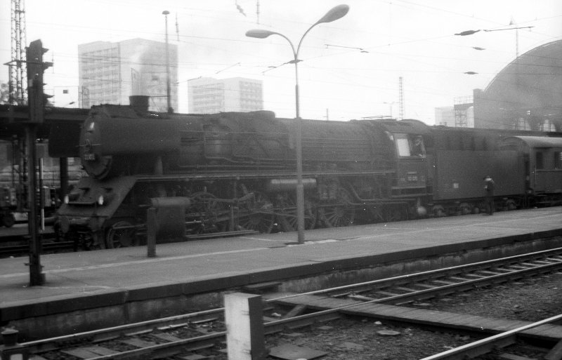 22 072; Bf Dresden Hbf