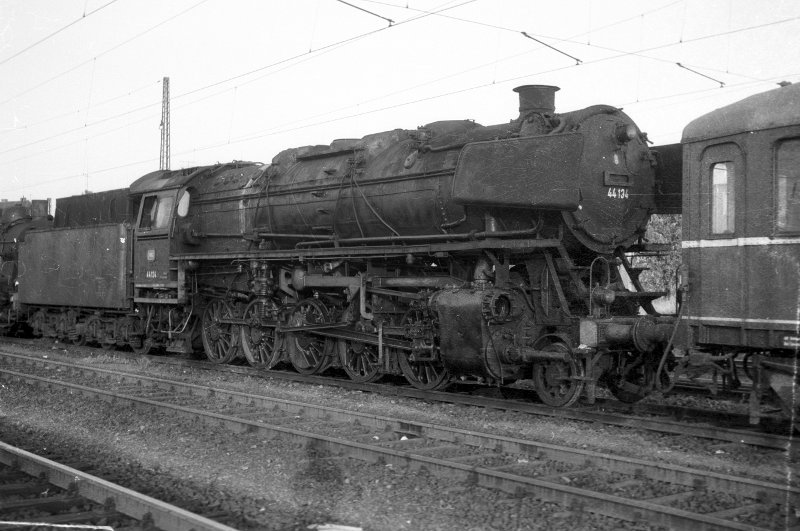 44 134; Bf Koblenz Hbf