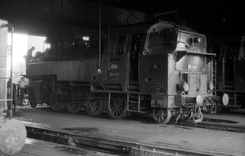 86 348; Bw Coburg Lokschuppen