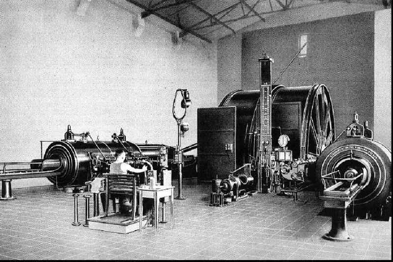 Dampffördermaschine