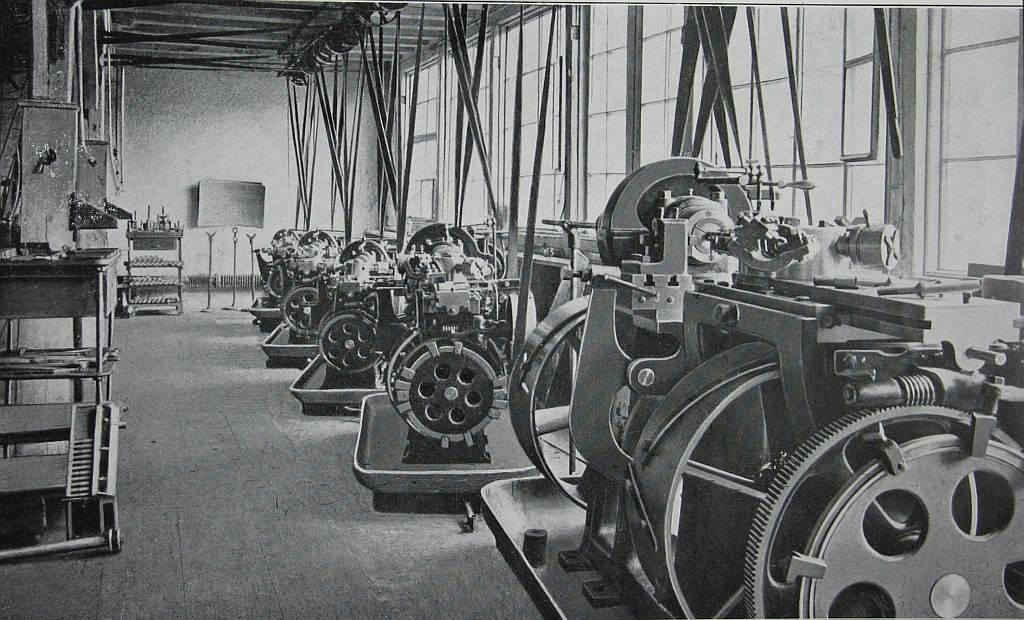 Automatische Werkzeugmaschinen des Lokomobilbaues