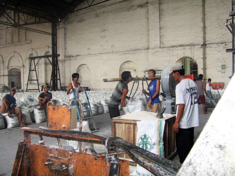 Pabrik Gula Sumberharjo: Zuckerwaage / Neraca gula