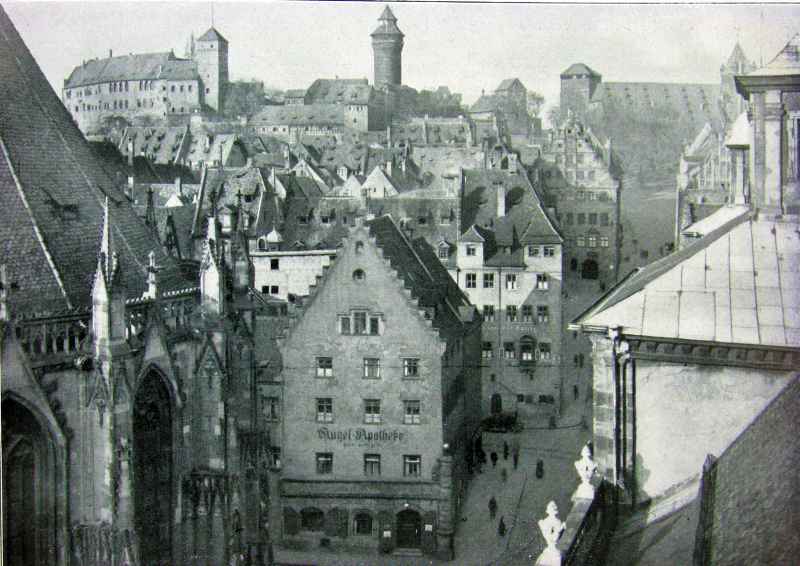 Kugel-Apotheke: Geschäftshaus