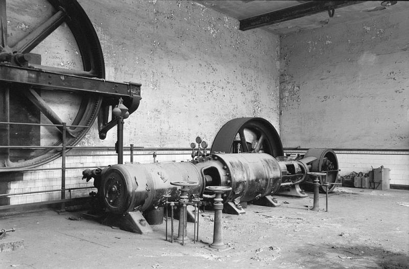 Tuileries du Pottelberg: Tandemdampfmaschine