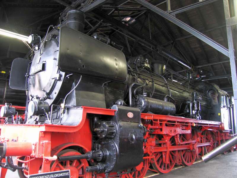 Dampflokomotive: Ansicht von links