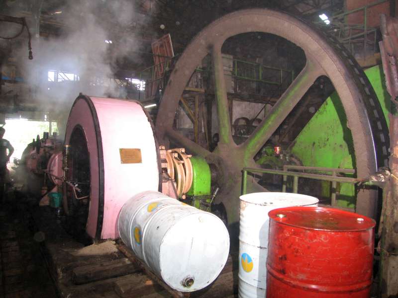 Dampfmaschine: Kurbelseite