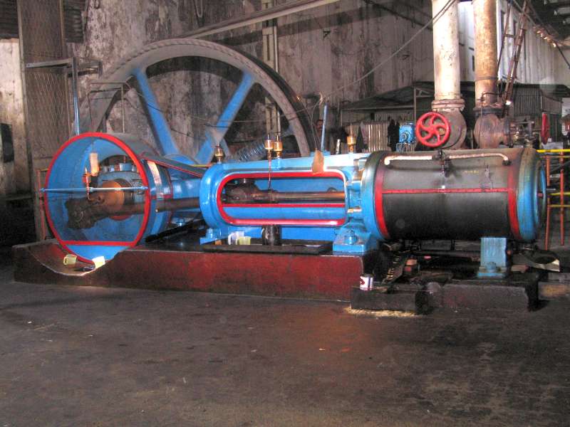 Dampfmaschine: Seitenansicht, Zylinder rechts (Zustand 2007)