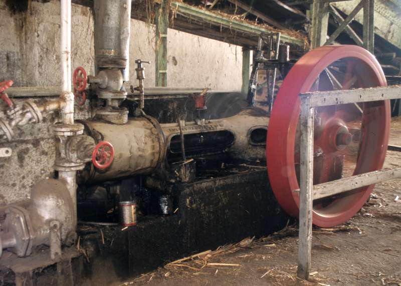 P.G. Wringinanom: Dampfmaschine