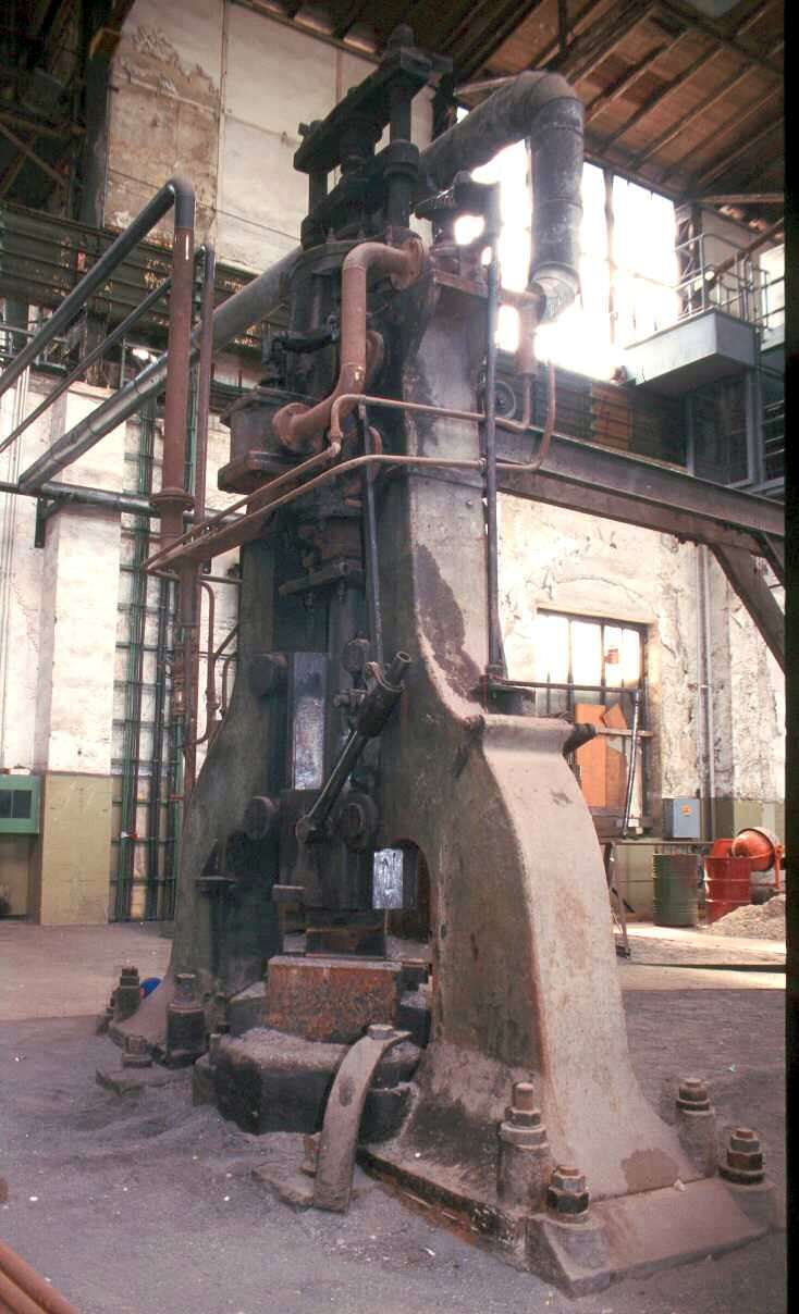 Dampfhammer: Rh. Industriemuseum