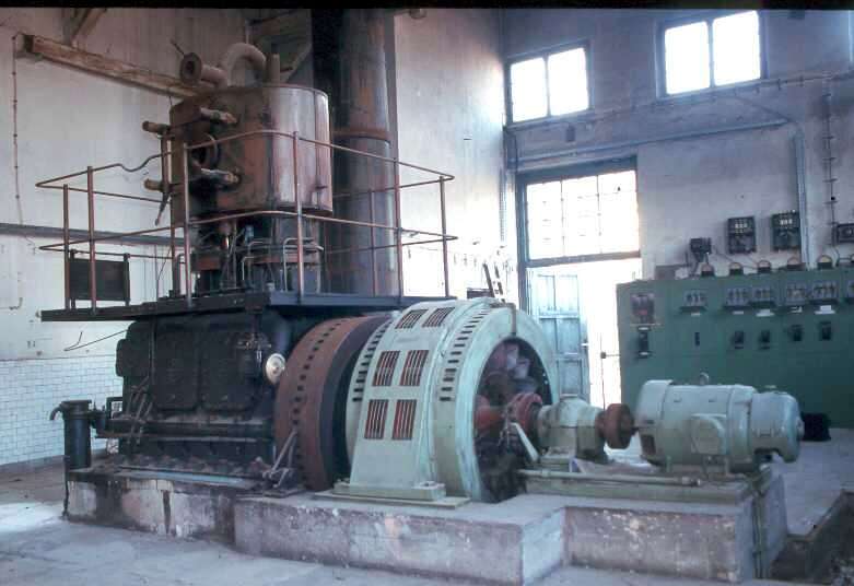 Dampfmotor: Stuhlfabrik Stoelcker