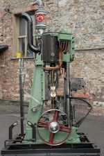 Kran-Dampfmaschine