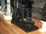 Dampfmotor: Blick von der Generator-Seite