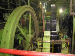 Dampfmaschine: Schwungrad und Mühlengetriebe