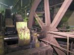 Dampfmaschine: Mühlengetriebe und Schwungradnabe