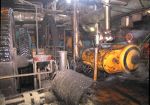 Dampfmaschine: Steuerungsseite, links das Mühlengetriebe