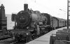 Dampflokomotive: 38 2383, vor Zug 1324 nach Aachen; Bf Köln Hbf