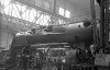 Dampflokomotive: 50 190, zerlegt; AW Bremen Werkhalle
